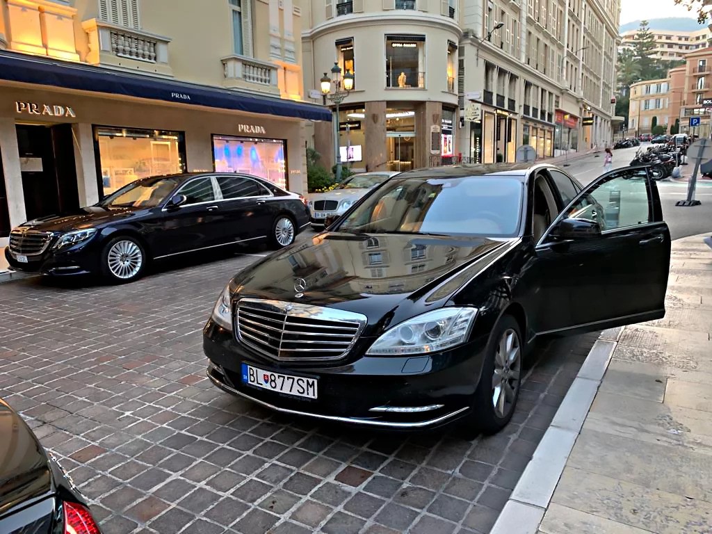 Vozidlá Mercedes-Benz z galérie Limocars